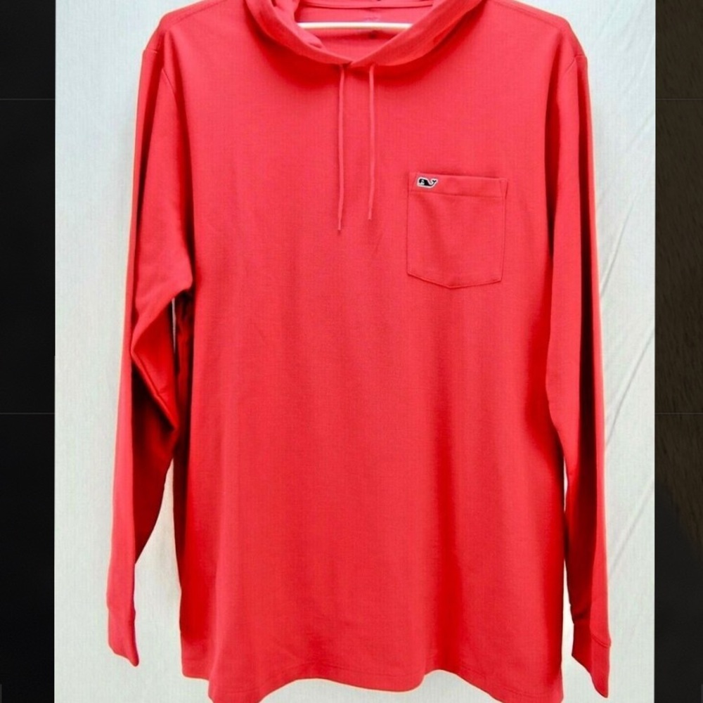 Vineyard Vines Men’s Saltwater Whale Hoodie